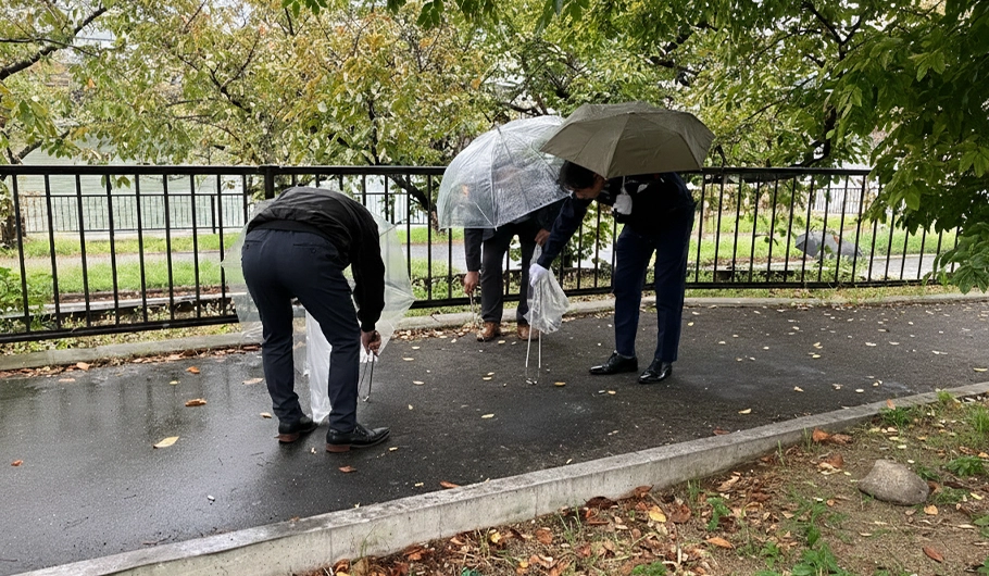 ニチレイ天満橋ビル周辺で清掃活動を実施しました